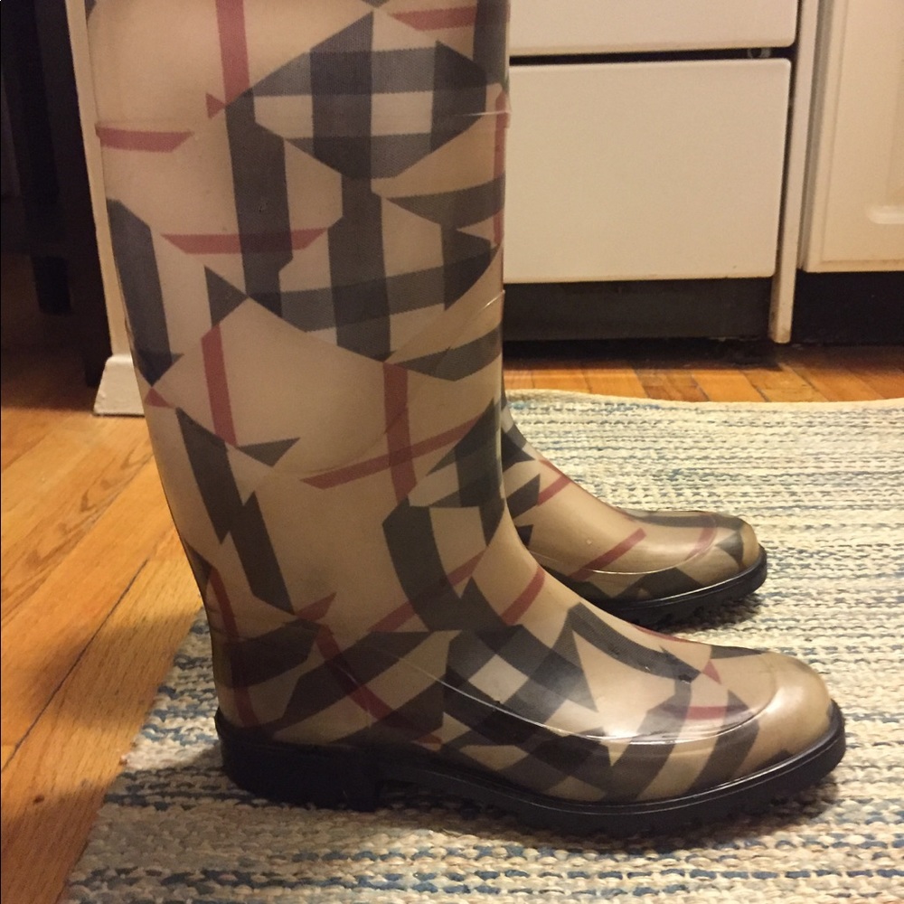 Authentic Burberry Patchwork rubber rain boots - image 6